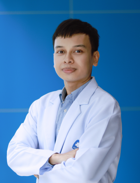 นพ. จักรพันธ์ รองเมือง