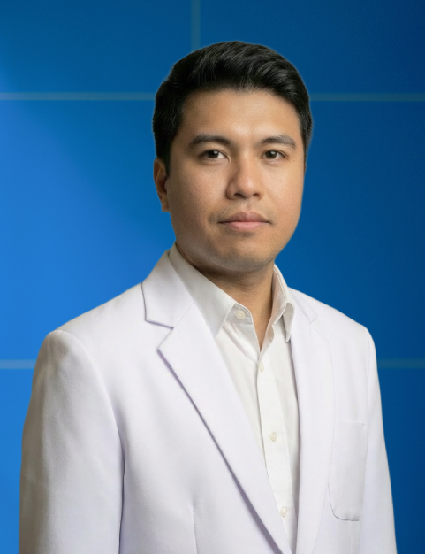 ทพ. จักรพงศ์ วารีรัตน์